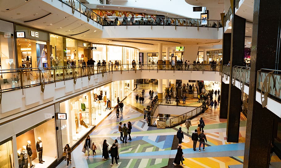 Cramer: Here’s why malls in America might not be dead after all